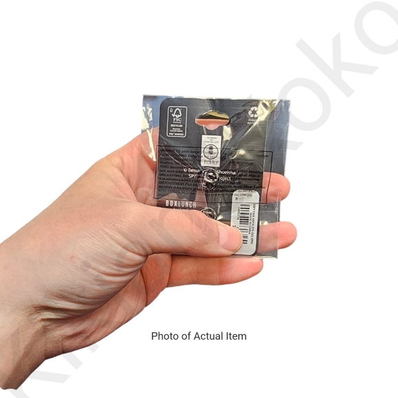 *LAST 1* NWT Spy x Family Anya Stained Glass Diamond Portrait Enamel Pin - Picture 2 of 2